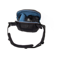 Load image into Gallery viewer, Crumpler QE650-001 Quick Escape 650-Black