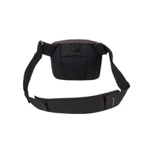 Load image into Gallery viewer, Crumpler QE650-001 Quick Escape 650-Black
