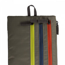 Load image into Gallery viewer, Crumpler ZIPFP-003 Zipple Travel Pouch Golden Wheed/ Lange