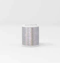 Madeira 9854011 Metallic Embroidery Thread FS NO.40 1000m Aluminium 40  ، تحميل الصورة في عارض المعرض

