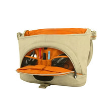 Crumpler CLR-002 Clear Runway - 15&quot; Laptop Bag Dk. Olive / Sand  ، تحميل الصورة في عارض المعرض

