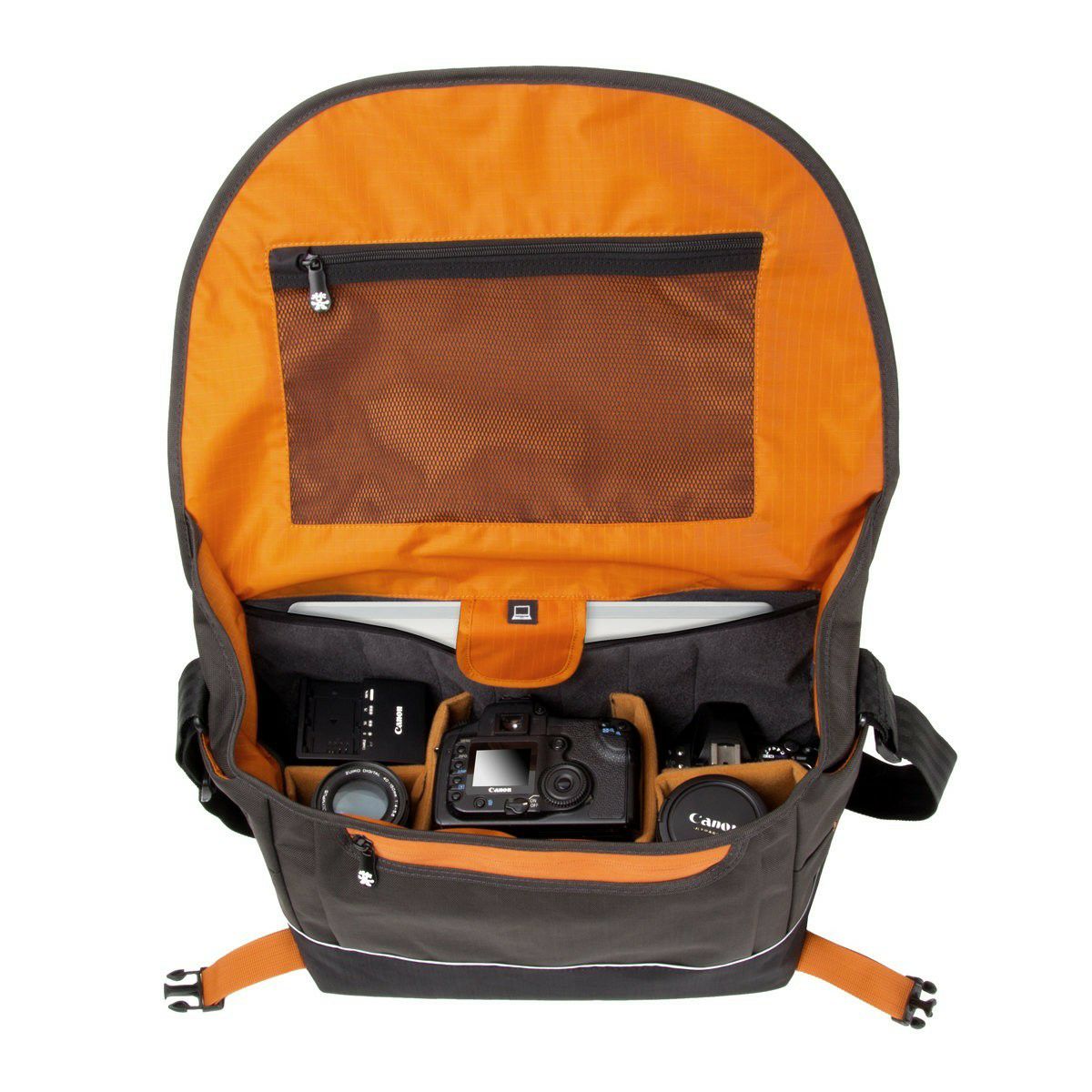 Crumpler PRY9000-003 Proper Road 9000 fits DSLR Camera and 15.6 Laptop ...