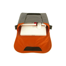 Crumpler SDG-M-002 Silver Dig - Medium Bag fits 13-inch Laptops Dk. Grey / Orange  ، تحميل الصورة في عارض المعرض

