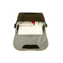 Crumpler SDG-M-003 Silver Dig - Medium Bag fits 13-inch Laptops Espresso / Sand  ، تحميل الصورة في عارض المعرض

