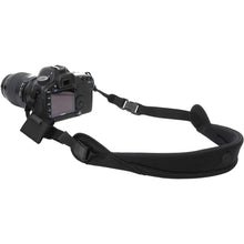 Crumpler SSL-001 Singapore Sling for SLR Cameras Black / Dk. Nickel  ، تحميل الصورة في عارض المعرض

