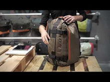 Load and play video in Gallery viewer, CRUMPLER HOW TOs Track Jack Board Backpack
