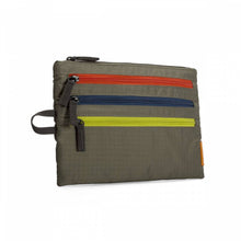 Load image into Gallery viewer, Crumpler ZIPFP-003 Zipple Travel Pouch Golden Wheed/ Lange
