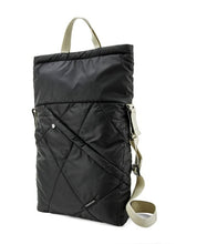Crumpler DOSH-001 Doona Shopper Bag Black  ، تحميل الصورة في عارض المعرض


