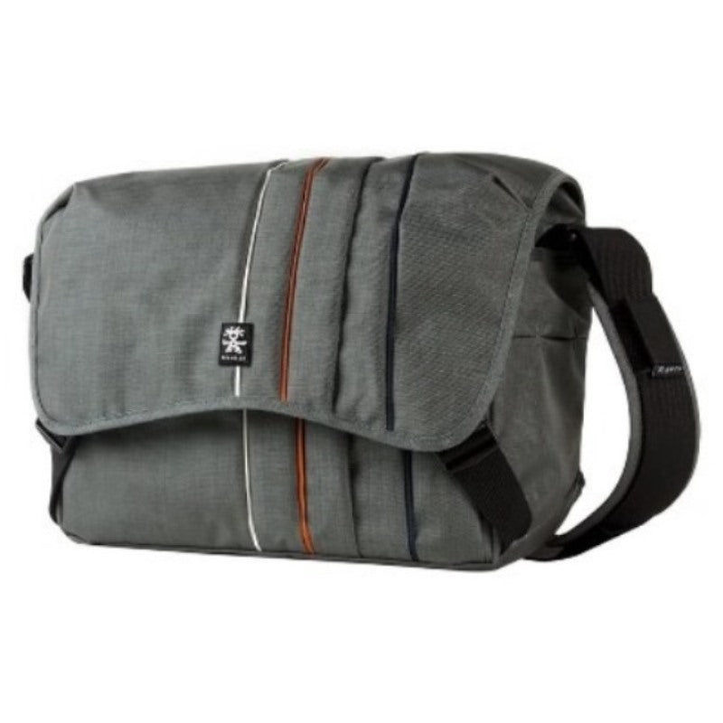 Crumpler JP9000-004 Jackpack 9000 Camera Bag Dk. Mouse Grey / Off white semi-professional SLR camera with mid-size zoom lens