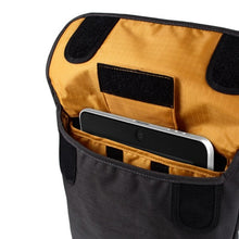 Crumpler PSST-004 Private Surprise Sling Tablet Charcoal / Orange for 9.7 inch iPad/Tablet  ، تحميل الصورة في عارض المعرض

