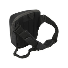 Crumpler QE800-001 Quick Escape 800 Camera Bag for iPad/Tablet 9.7 inch Dull Black  ، تحميل الصورة في عارض المعرض

