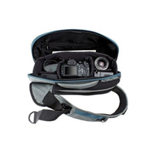 Crumpler QES-002 Quick Escape Camera Sling Bag Dk. Mouse Grey  ، تحميل الصورة في عارض المعرض

