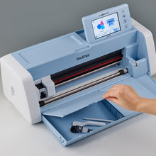 Brother SDX1200 ScanNcut Cutting Machines for Textile Fabrics  ، تحميل الصورة في عارض المعرض

