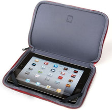Crumpler TGIP-024 The Gimp iPad Silver Fits New iPad/Tablet 9.7 inch  ، تحميل الصورة في عارض المعرض

